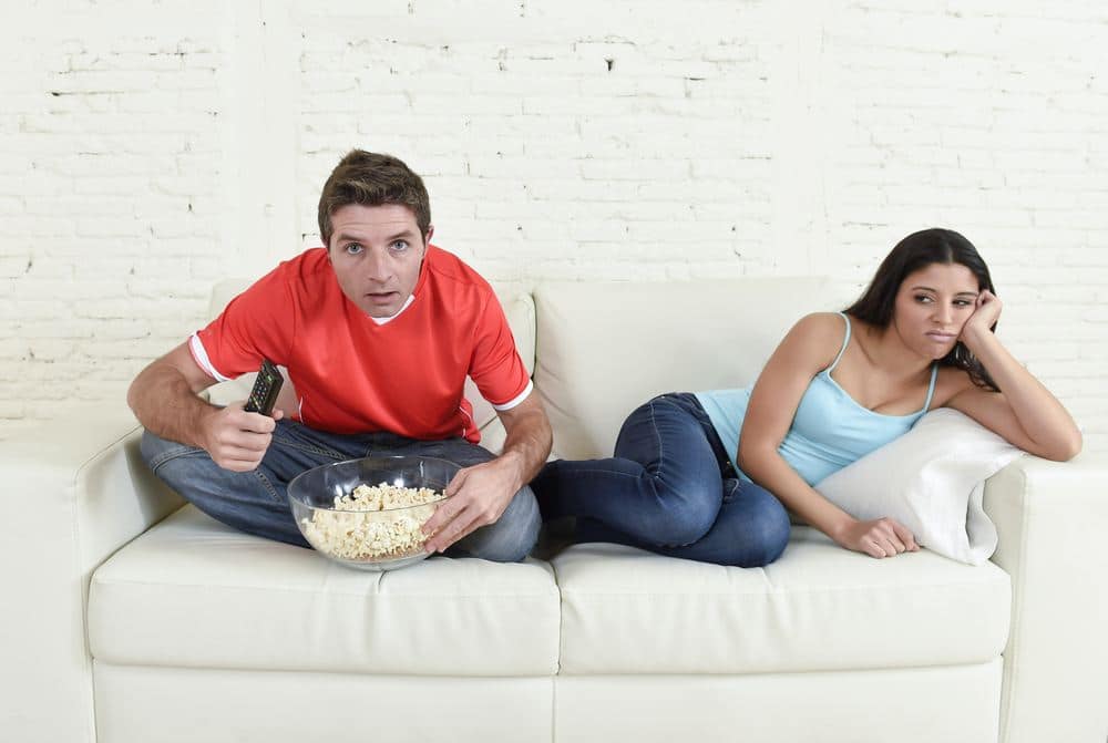 man ignoring woman 2