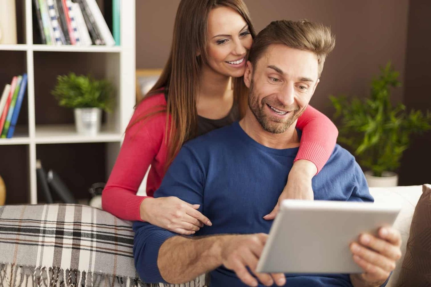 woman love man doing stuff on tablet